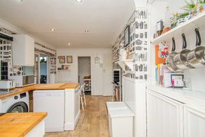 Photo 21- click for photo gallery